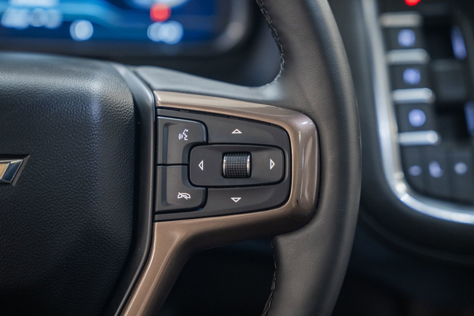 Used 2023 Chevrolet Tahoe High Country image 34