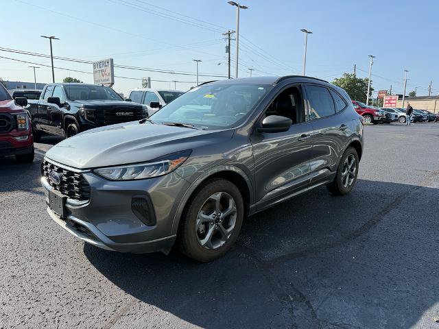 Certified 2023 Ford Escape ST-Line AWD/4WD image 4