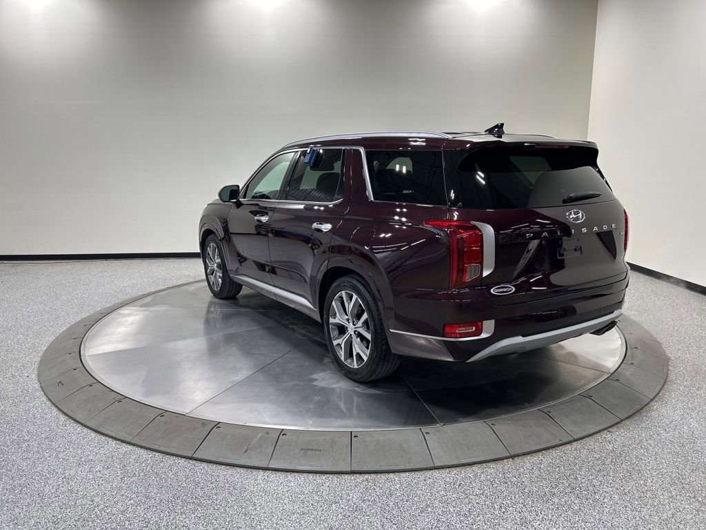 Used 2022 Hyundai Palisade Limited image 3