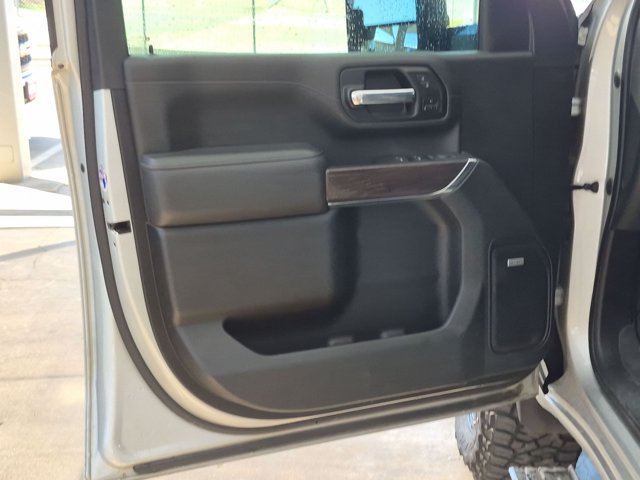 Used 2022 GMC Sierra 3500 Denali w/ Denali Ultimate Package AWD/4WD image 14