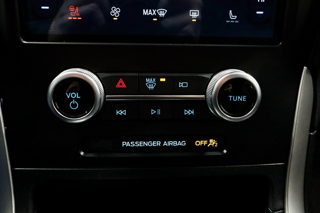 Certified 2024 Ford Edge SEL w/ Convenience Package image 30