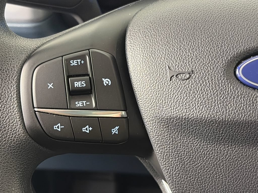 Certified 2025 Ford Maverick XL FWD image 17