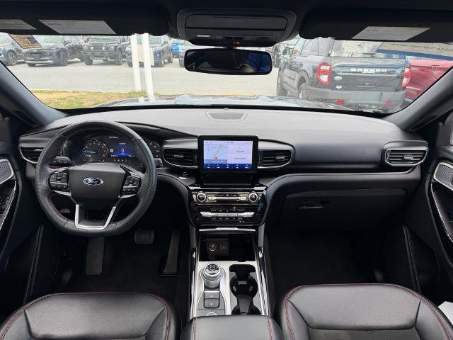 Certified 2022 Ford Explorer ST-Line image 15