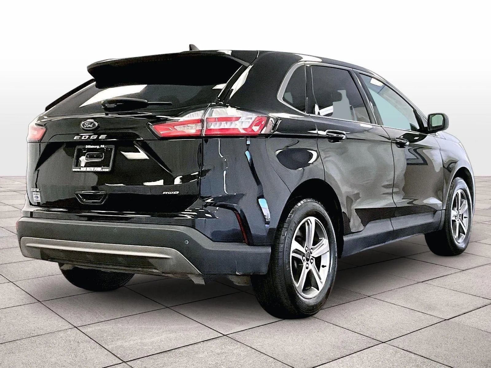 Certified 2023 Ford Edge SEL w/ Convenience Package AWD/4WD image 11