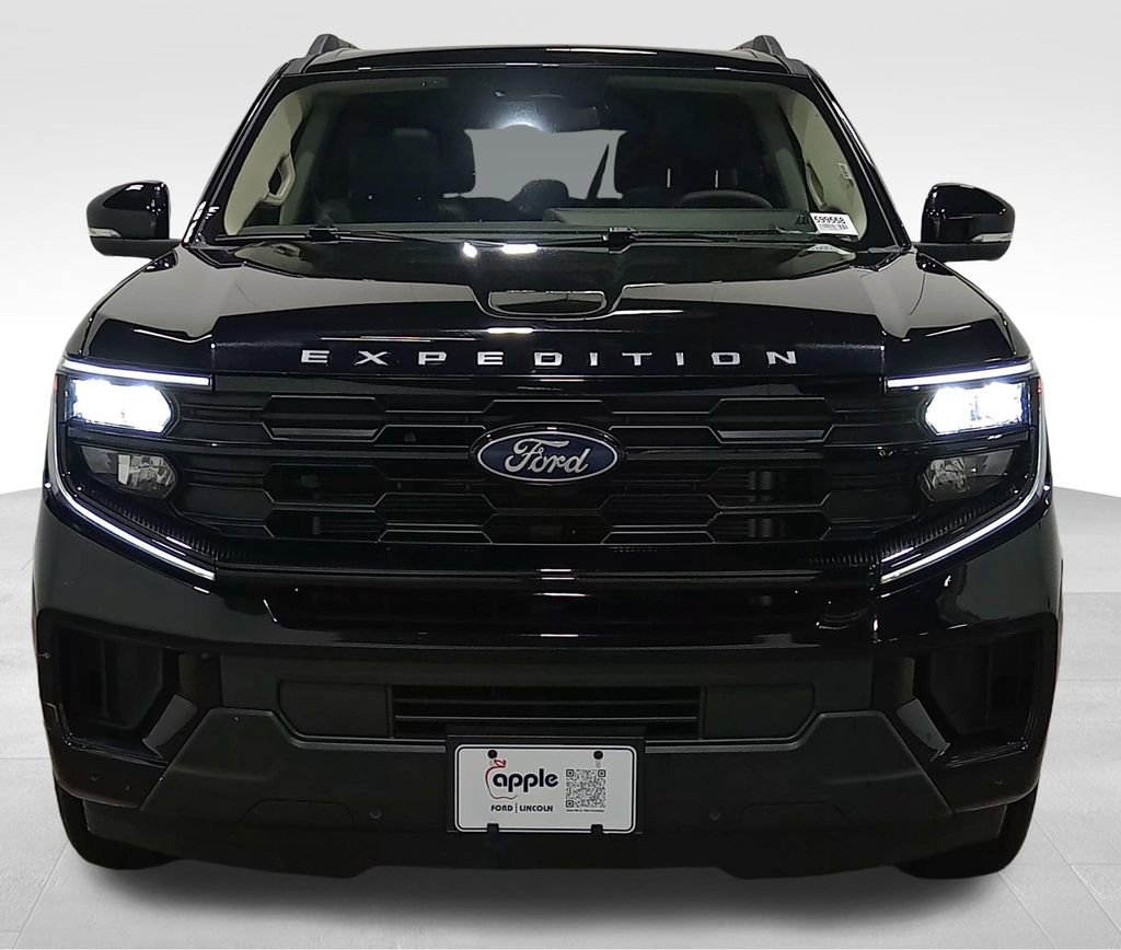 Certified 2025 Ford Expedition Active AWD/4WD image 9
