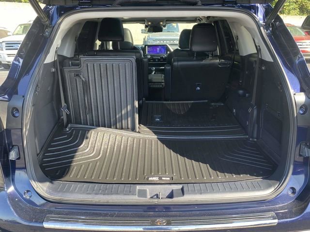 Used 2023 Toyota Highlander Platinum FWD image 12