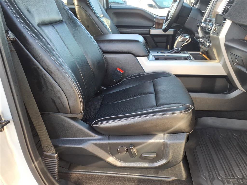 Certified 2019 Ford F150 Lariat w/ Trailer Tow Package image 11