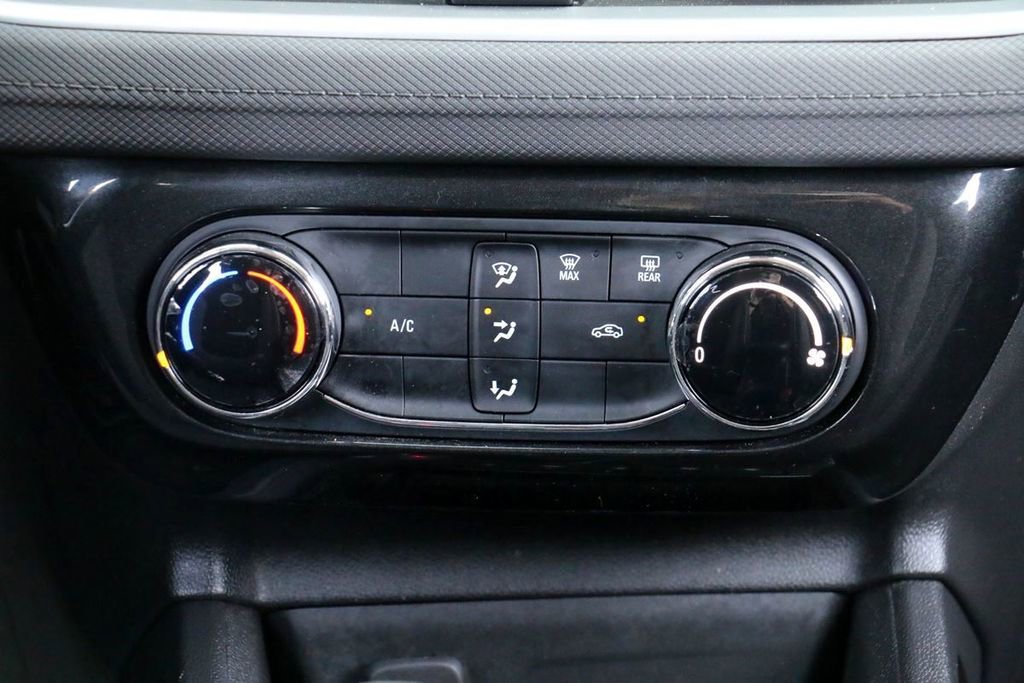 Used 2026 Chevrolet TrailBlazer LT w/ Driver Confidence Package FWD image 26