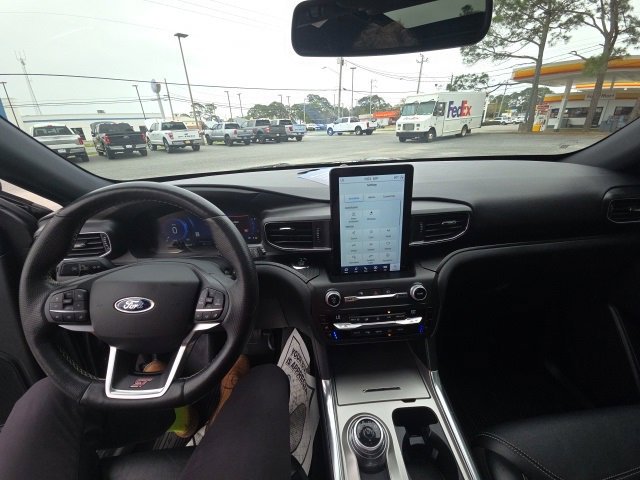 Certified 2020 Ford Explorer ST w/ ST High-Performance Pack image 14