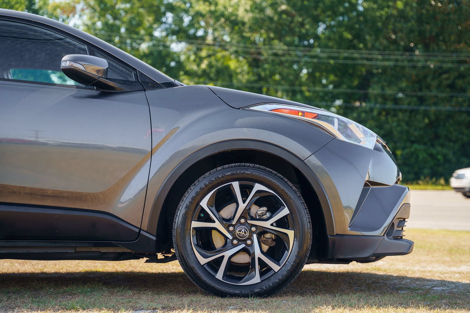 Used 2018 Toyota C-HR XLE FWD image 10