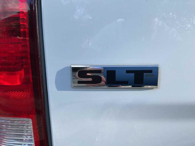 Used 2023 RAM 1500 Classic SLT w/ Electronics Group AWD/4WD image 19