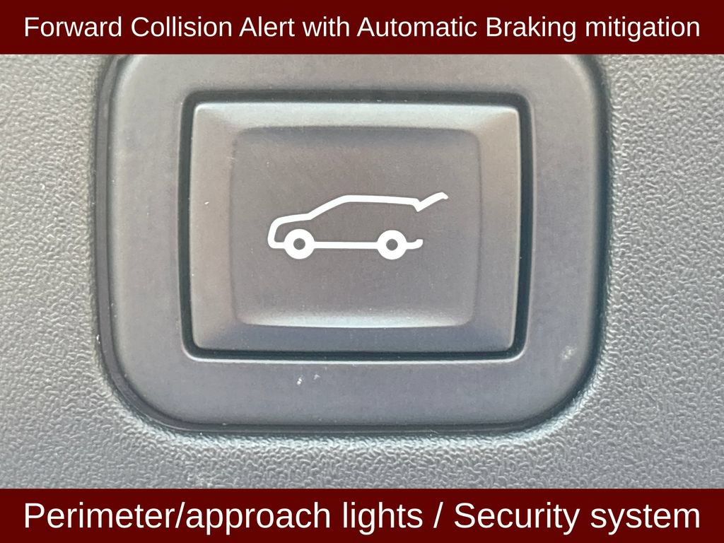 Used 2020 Cadillac XT4 Sport FWD image 25