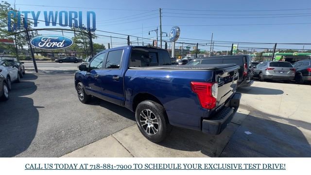 Used 2023 Nissan Titan SV image 6
