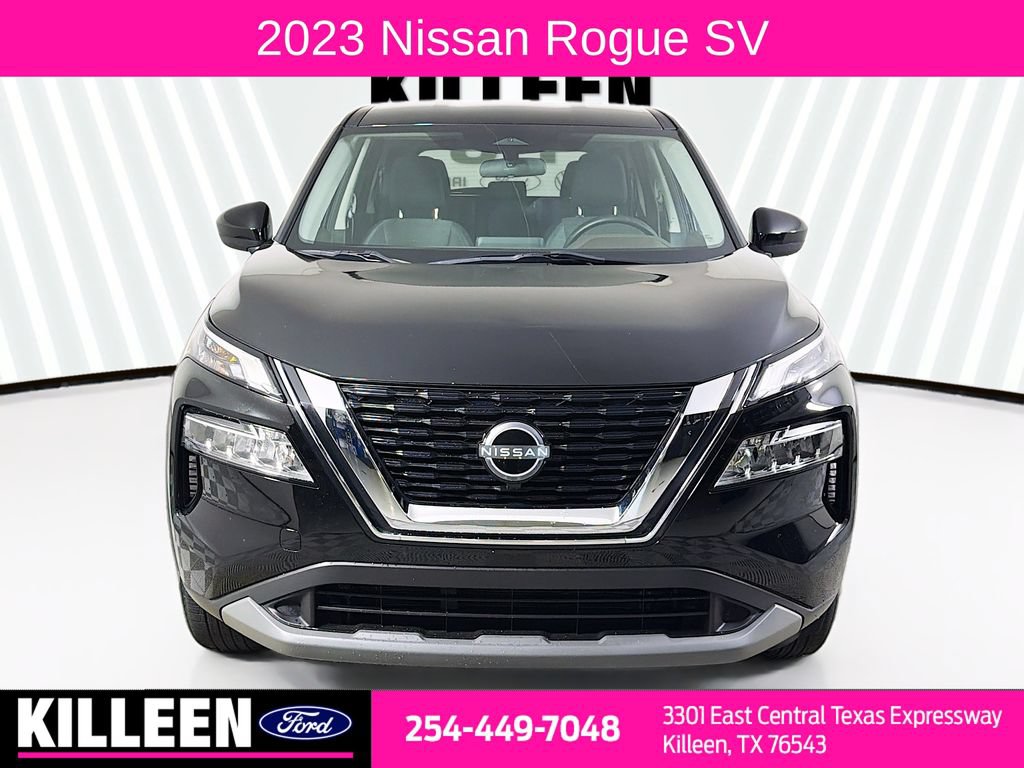 Used 2023 Nissan Rogue SV AWD/4WD image 2