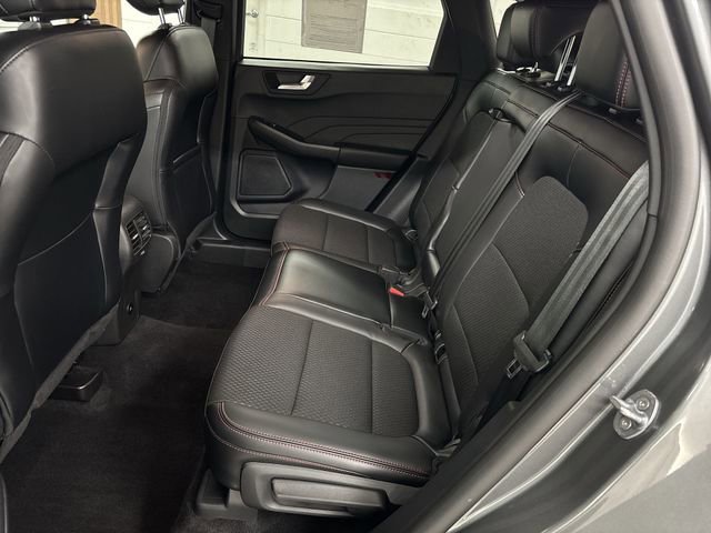 Certified 2025 Ford Escape ST-Line w/ Tech Pack #1 image 23