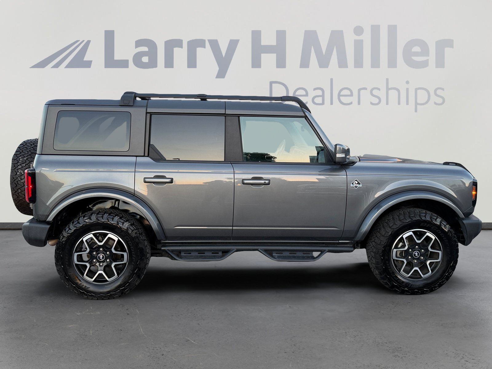 Certified 2022 Ford Bronco Outer Banks AWD/4WD image 6