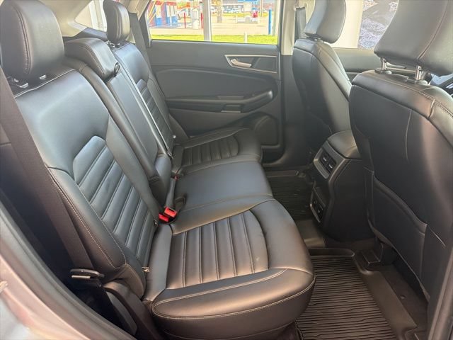 Certified 2022 Ford Edge SEL w/ Convenience Package AWD/4WD image 11