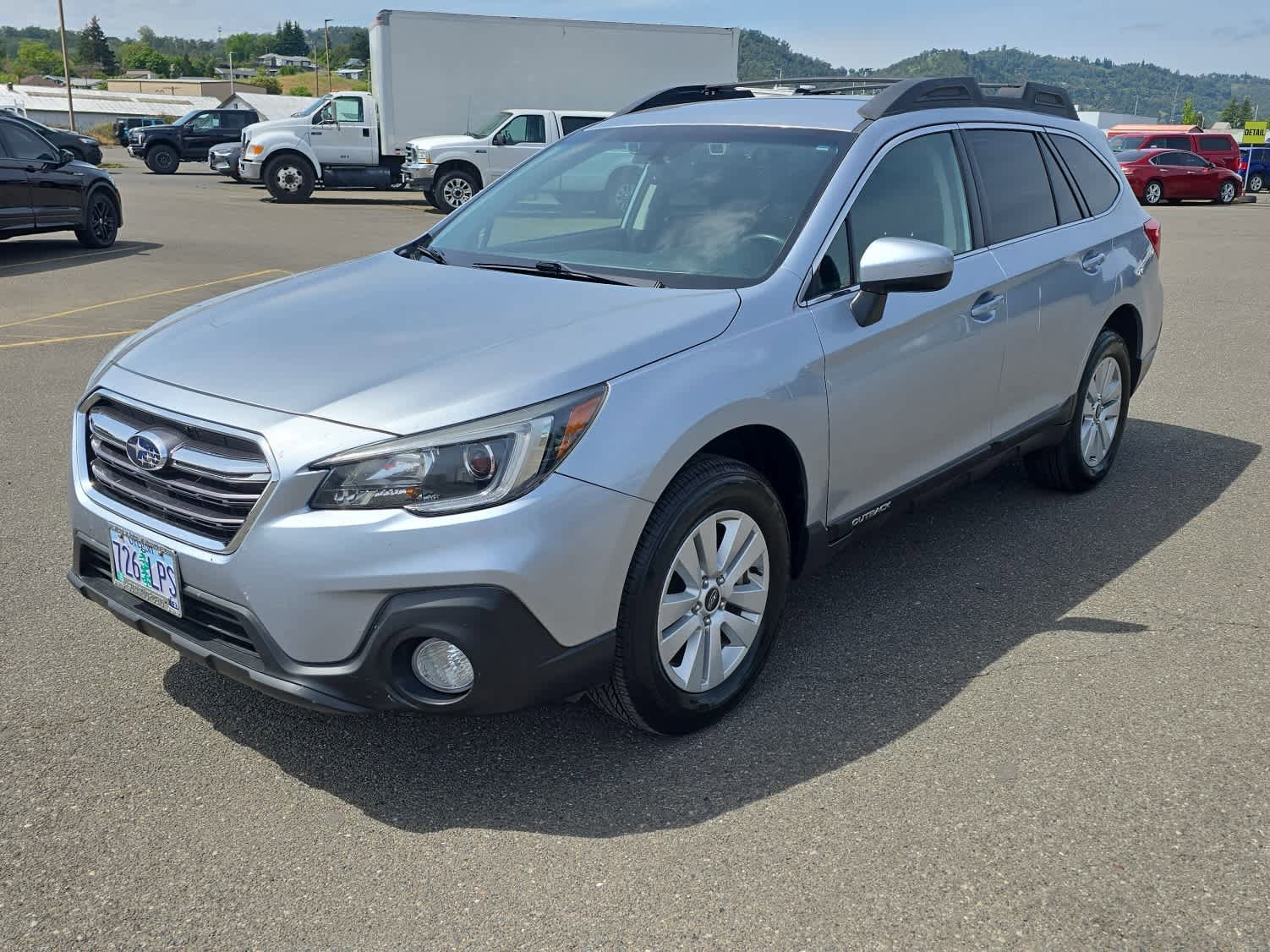 Used 2019 Subaru Outback 2.5i Premium AWD/4WD image 1