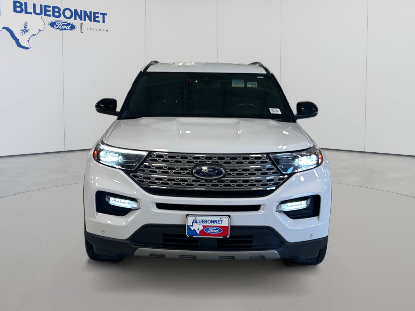Certified 2020 Ford Explorer Limited RWD image 2