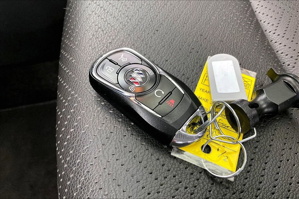 Used 2023 Buick Encore GX Essence w/ Experience Buick Package image 13