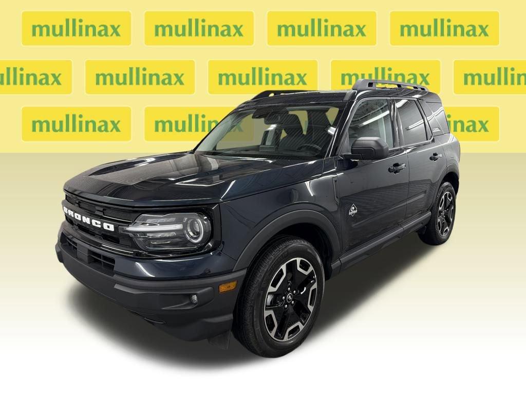 Certified 2023 Ford Bronco Sport Outer Banks w/ Tech Package image 14