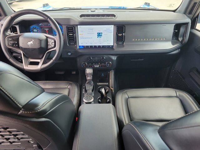 Certified 2025 Ford Bronco Badlands AWD/4WD image 17