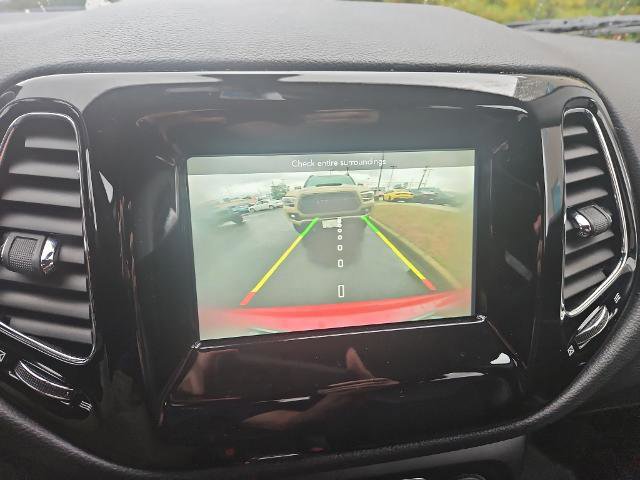 Used 2019 Jeep Compass Latitude image 12