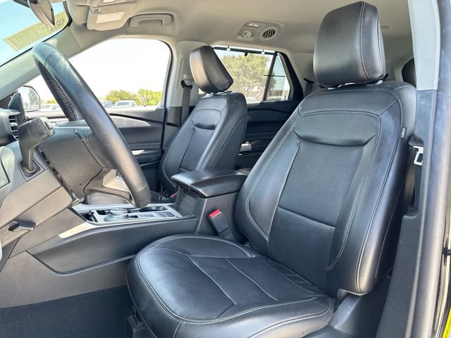 Certified 2023 Ford Explorer Limited RWD image 11