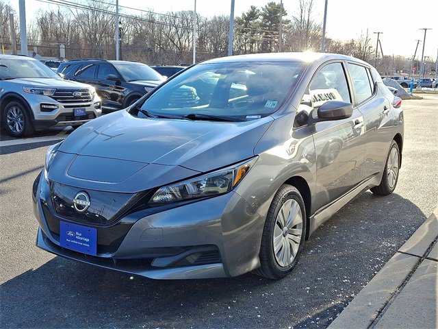 Used 2023 Nissan Leaf S image 4