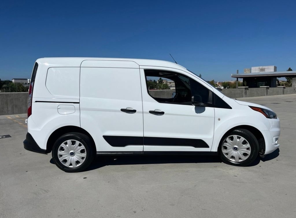 Certified 2022 Ford Transit Connect XLT w/ Trailer Tow Package FWD image 4