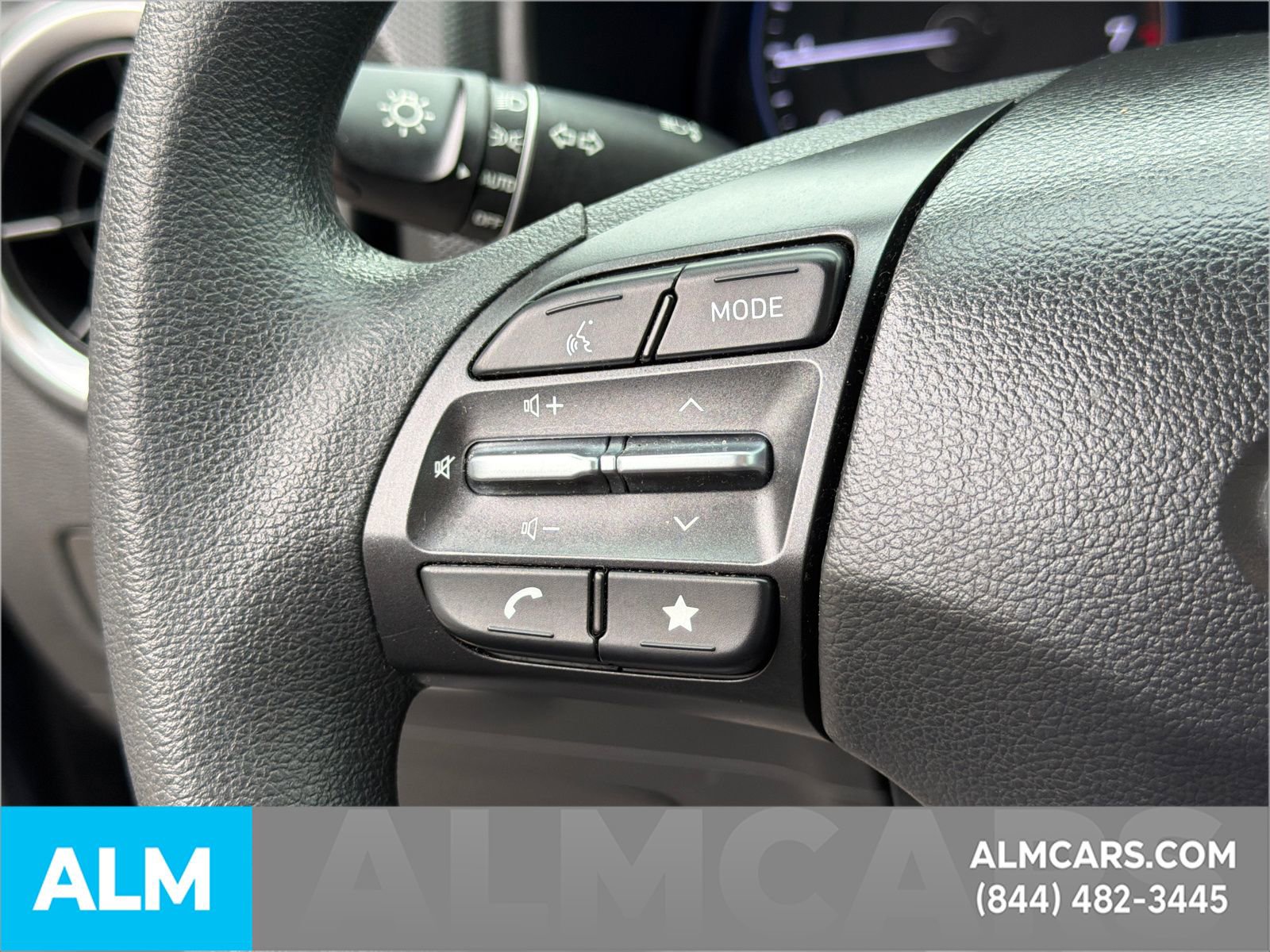 Used 2023 Hyundai Kona SE FWD image 28