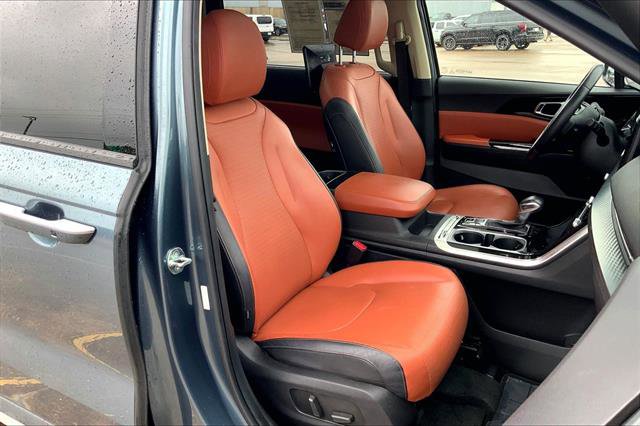 Used 2022 Kia Carnival SX Prestige FWD image 6