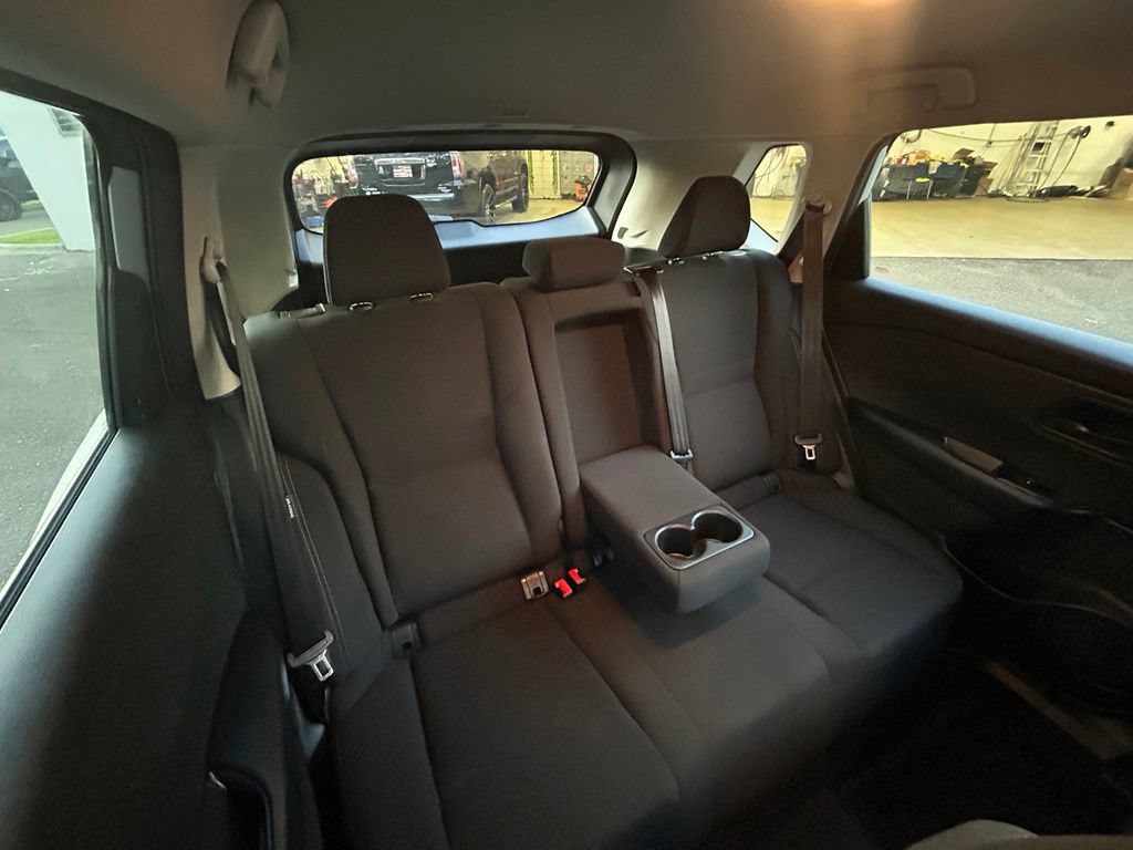Used 2024 Nissan Rogue S AWD/4WD image 28