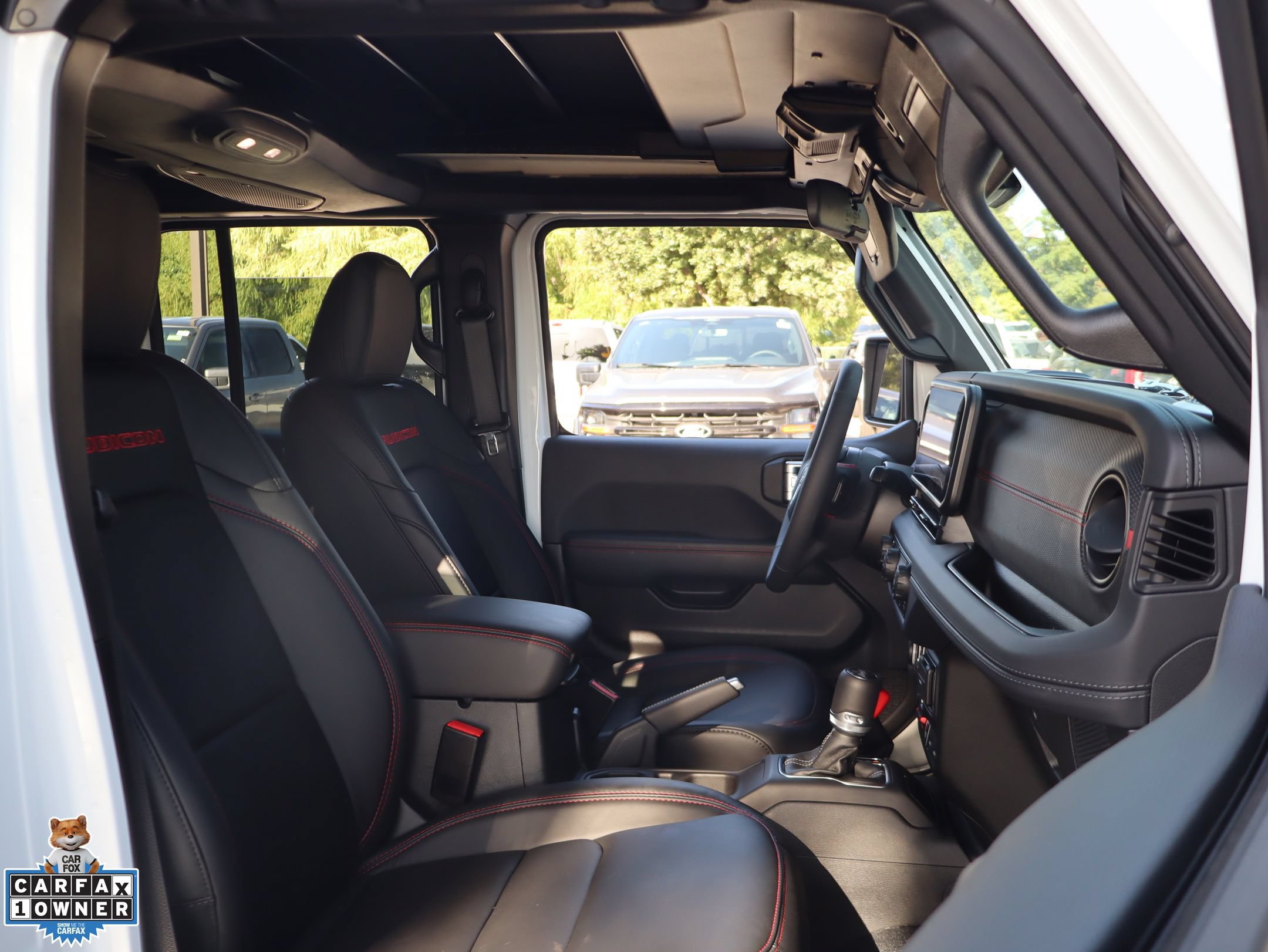Used 2024 Jeep Wrangler Unlimited Rubicon w/ Convenience Group AWD/4WD image 31