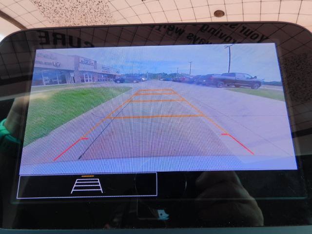 Used 2023 Chevrolet Malibu LT FWD image 24