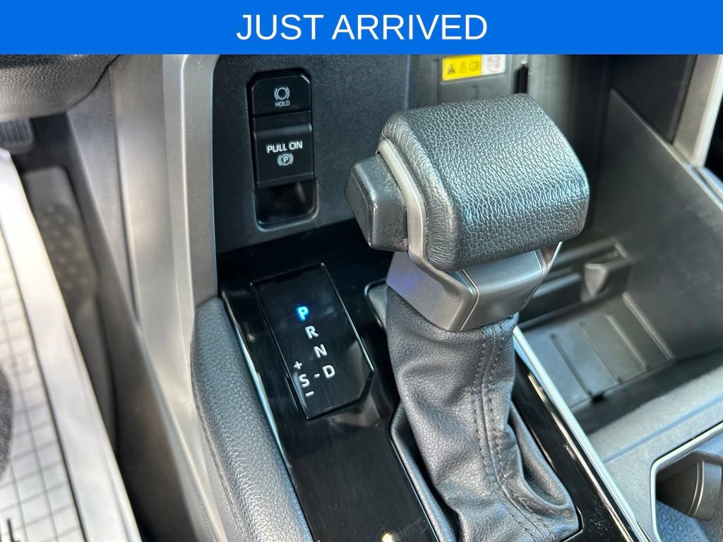 Used 2022 Toyota Tundra Limited w/ Power Package AWD/4WD image 30