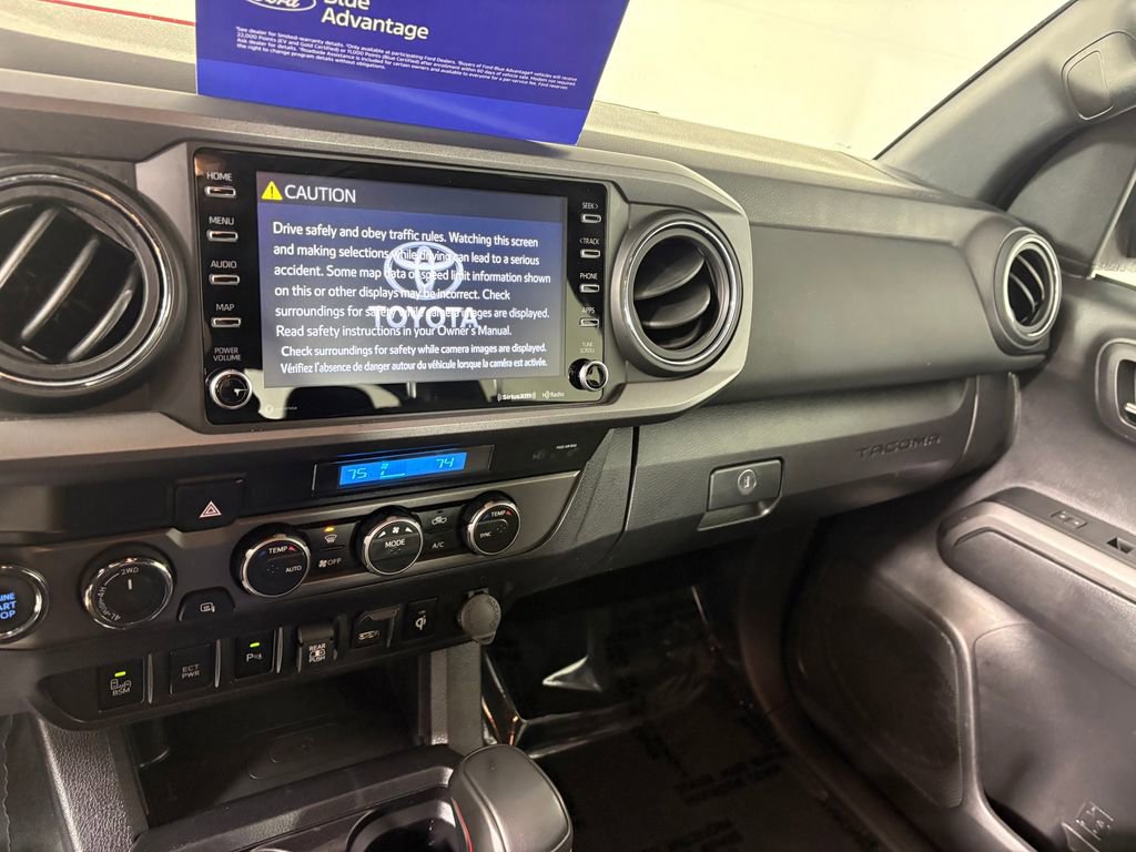 Used 2023 Toyota Tacoma TRD Off-Road w/ Technology Package AWD/4WD image 18