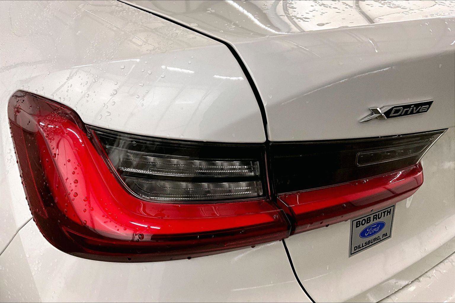 Used 2022 BMW 330i xDrive 330i xDrive w/ Driving Assistance Package image 28