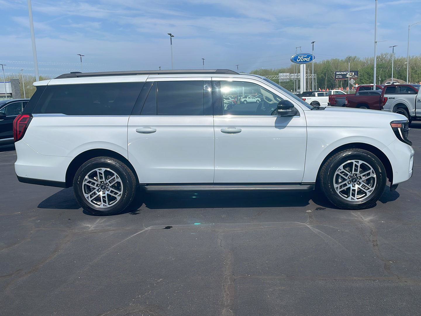 Certified 2025 Ford Expedition Max Active AWD/4WD image 6