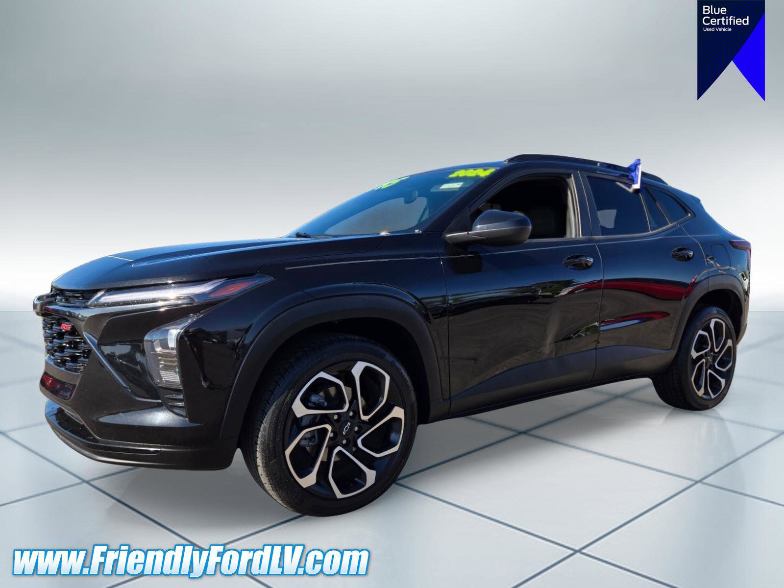 Used 2024 Chevrolet Trax RS FWD image 3