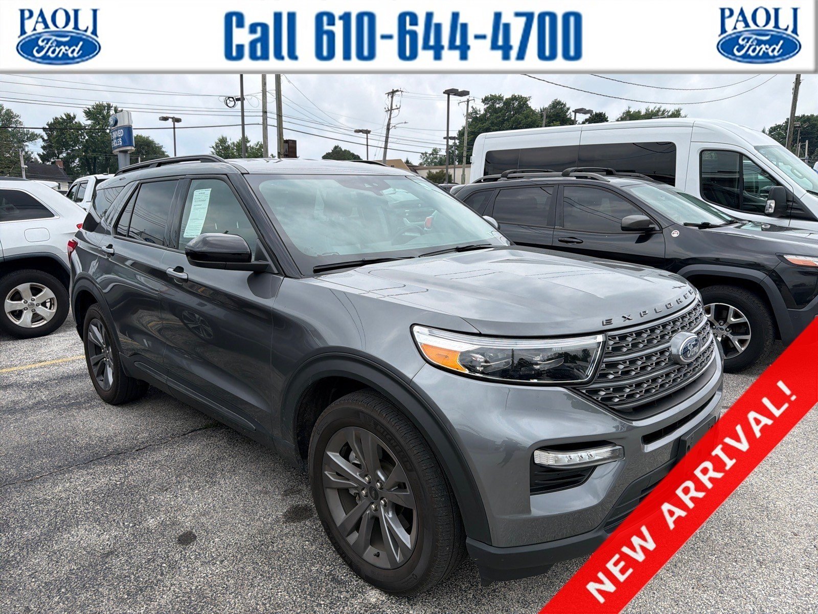 Certified 2023 Ford Explorer XLT w/ Equipment Group 202A AWD/4WD image 1