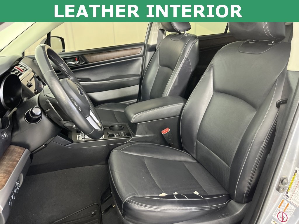 Used 2017 Subaru Outback 3.6R Limited image 11