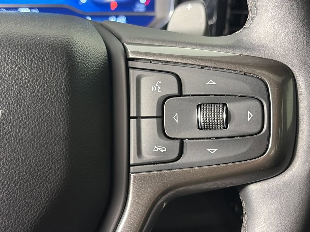 Used 2023 Chevrolet Silverado 1500 ZR2 w/ Technology Package AWD/4WD image 18