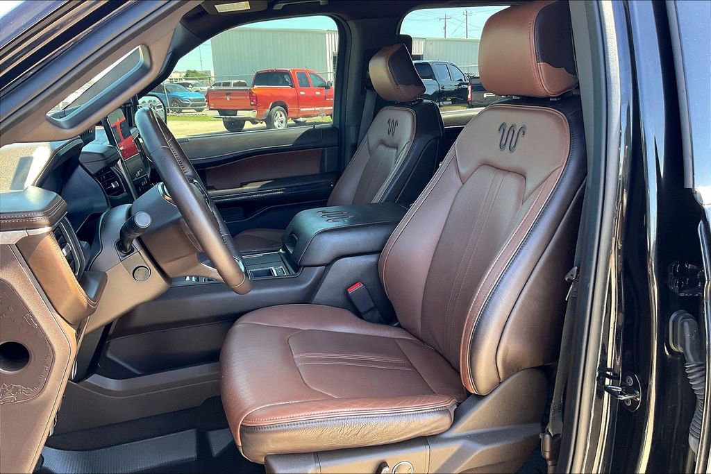 Certified 2024 Ford Expedition King Ranch RWD image 18