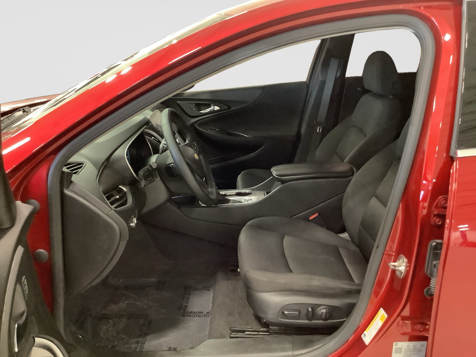 Used 2025 Chevrolet Malibu LT w/ Sport Edition FWD image 11