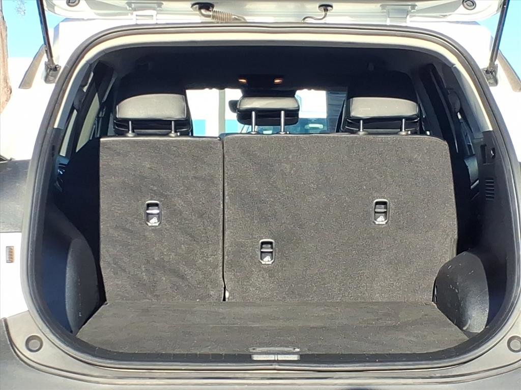 Used 2023 Kia Sportage EX image 16