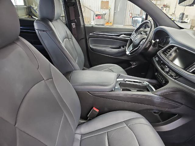 Used 2024 Buick Enclave Premium AWD/4WD image 10