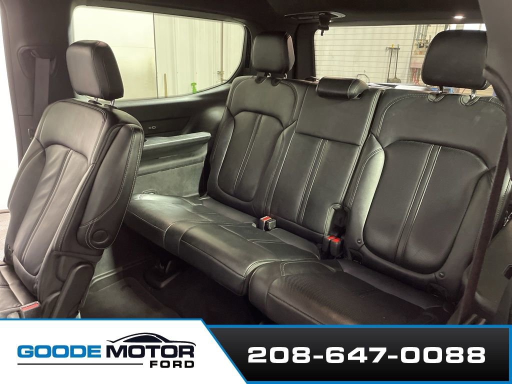 Used 2024 Jeep Wagoneer Series III AWD/4WD image 21