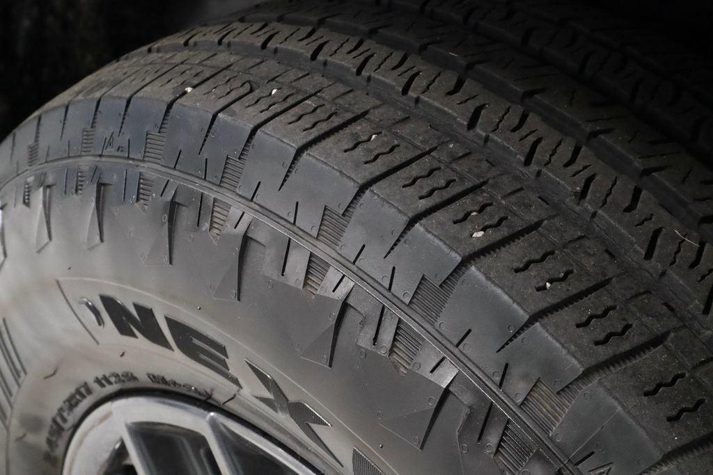 Used 2024 Jeep Wrangler Unlimited Sport AWD/4WD image 18