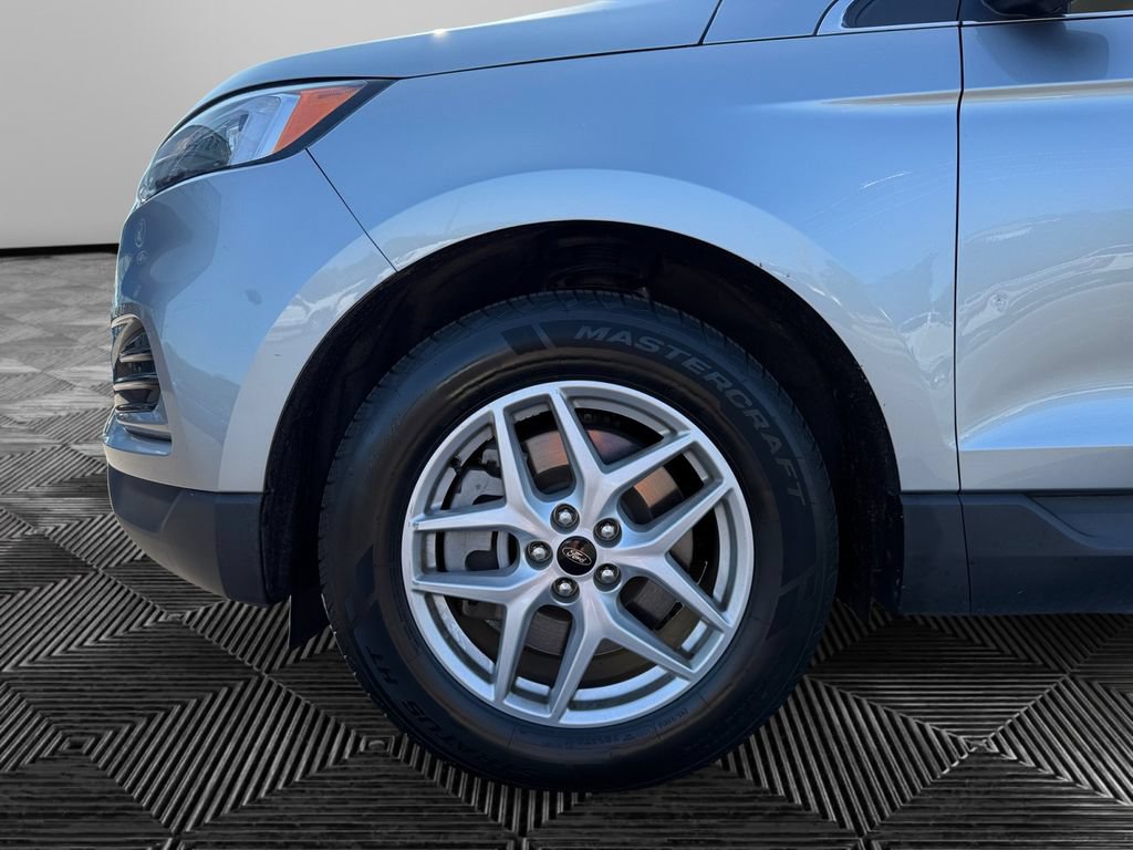 Certified 2024 Ford Edge SEL AWD/4WD image 14